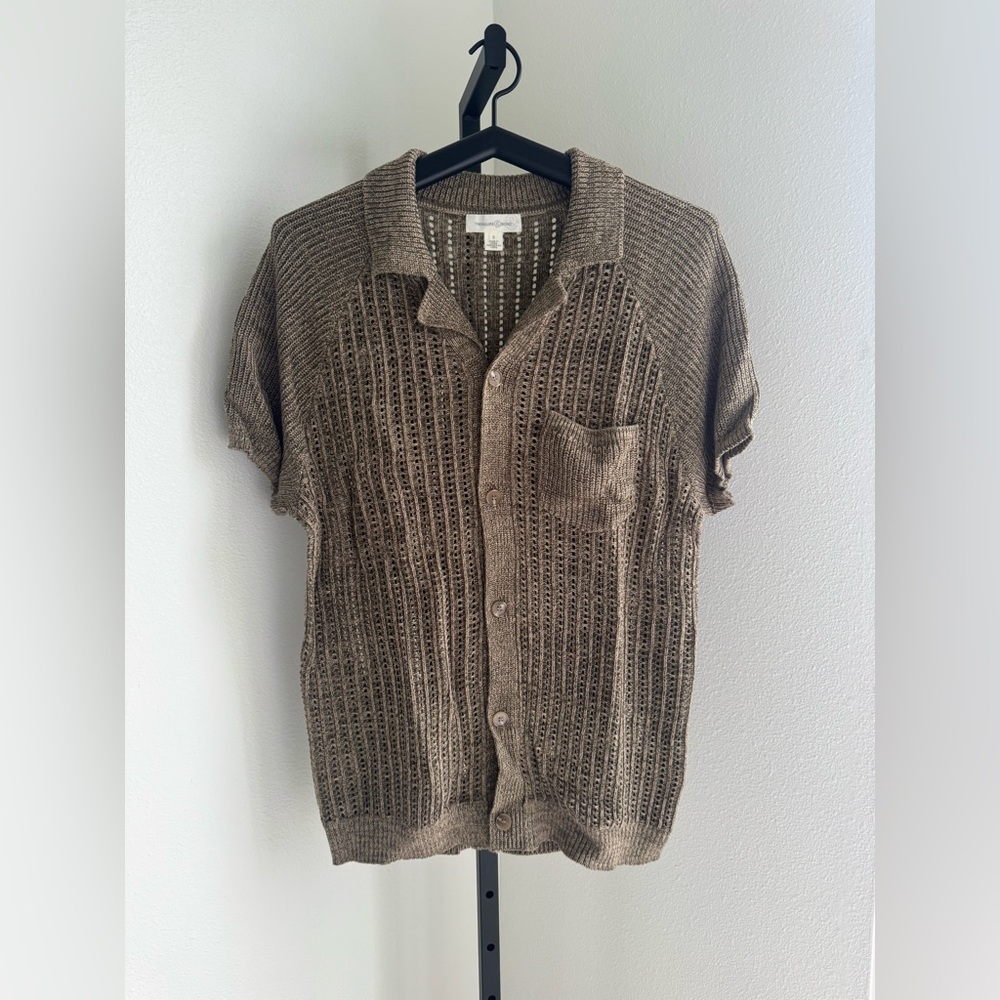 Treasure & Bond Men's Short-Sleeve Open-Knit Cardigan in Taupe Brown